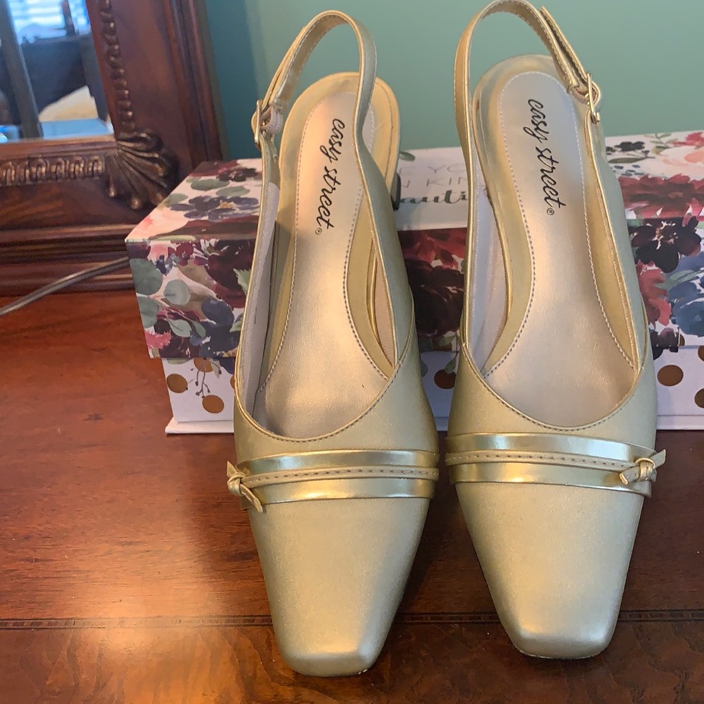 Easy Street, Evening Slingback Dress Shoes, Gold